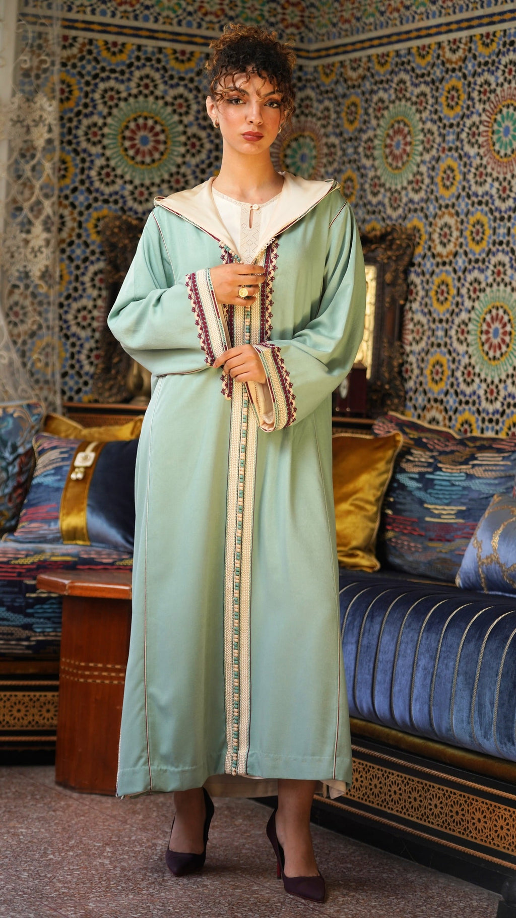 Makhzani Grace